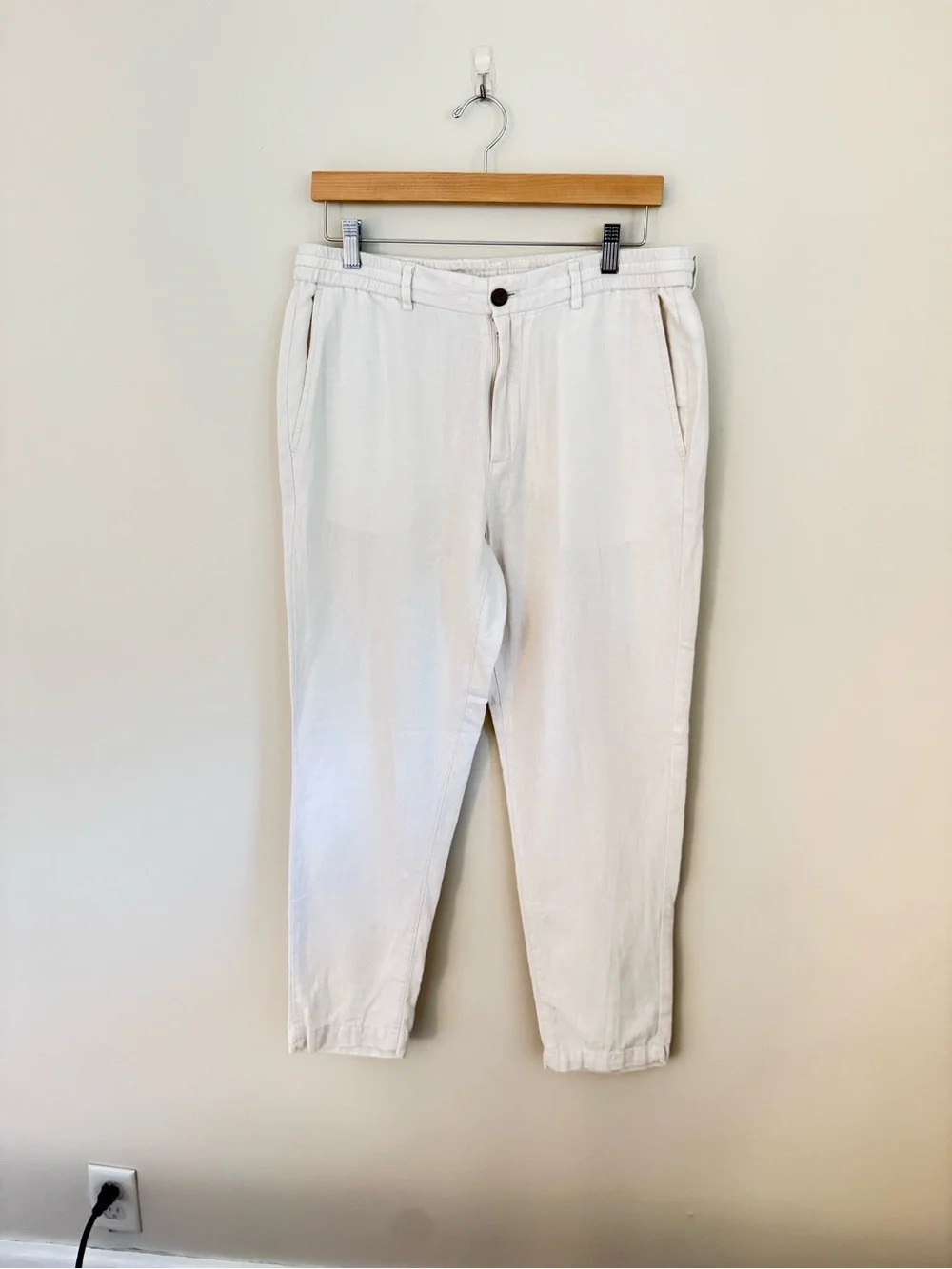 Banana Republic Factory Athletic Fit Linen-Cotton Pants - White